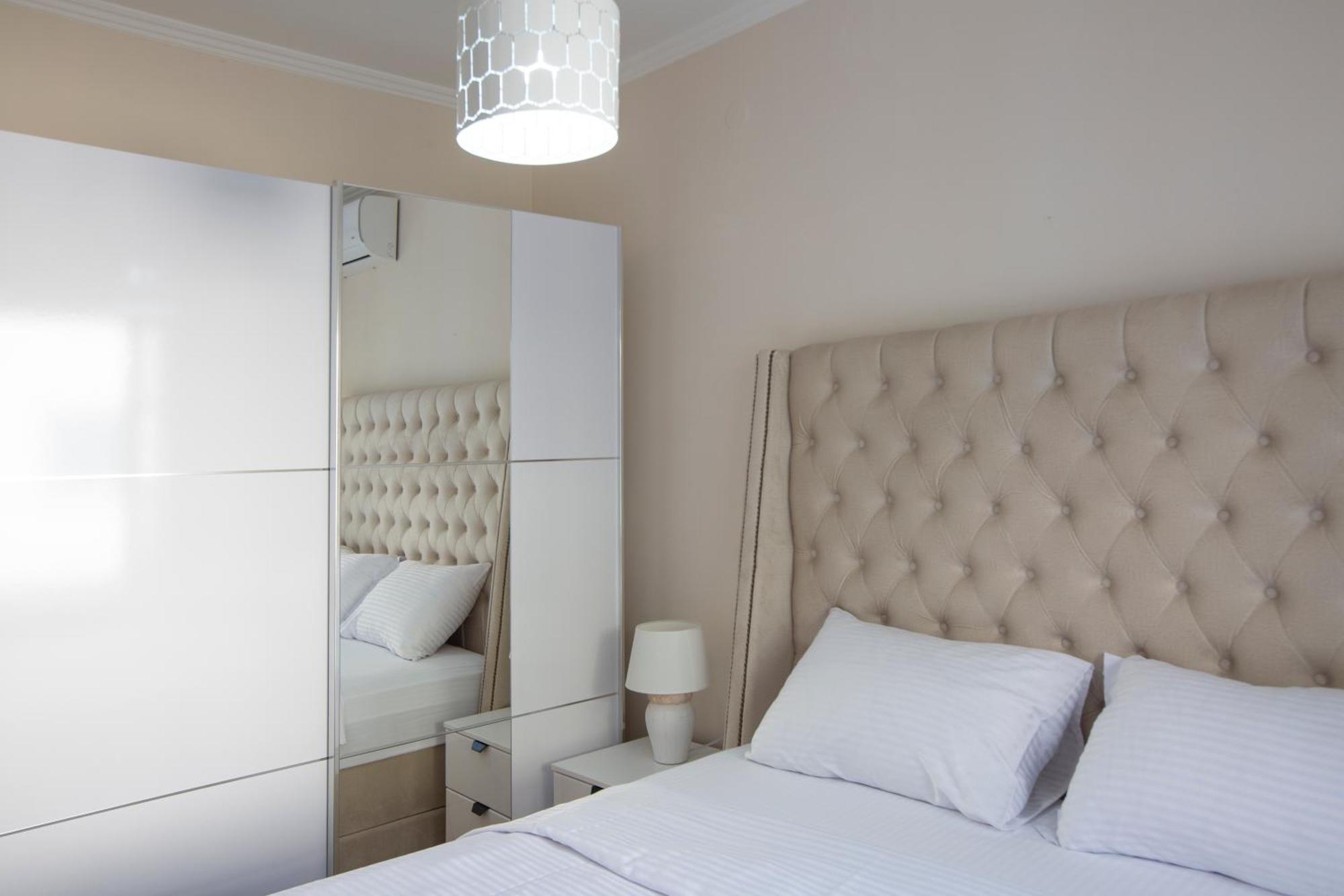 Montesan Luxury Apartment Beach Front Свети-Стефан Экстерьер фото